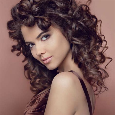 clip capelli ricci|Guida ai capelli ricci: i consigli degli hairstylist dal taglio alla .